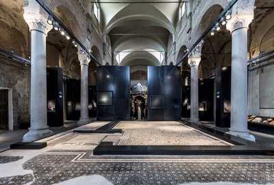 Located in a Church of the 13th Century, it is a museum in the museum. Inside of it you can find a domus displayed exactly as it was found during the excavation campaign.